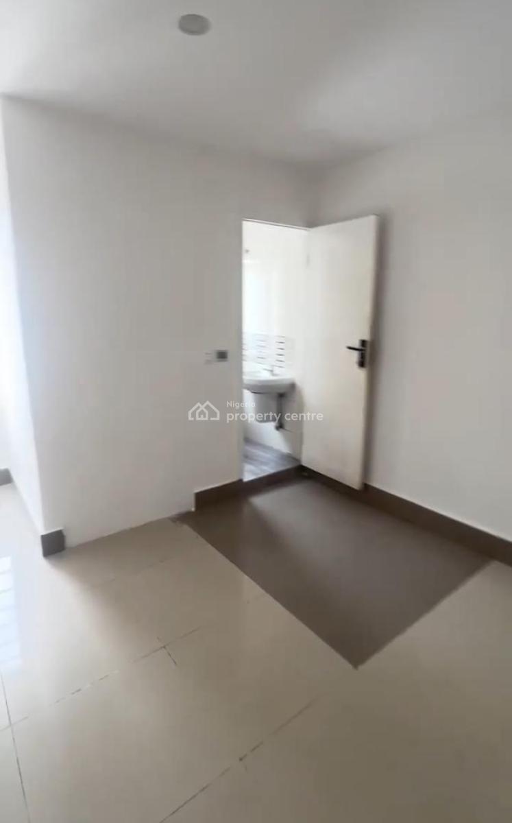 Serviced 1 Bedroom Apartment, Lekki Right, Lekki Phase 1, Lekki, Lagos, Mini Flat (room and Parlour) for Rent