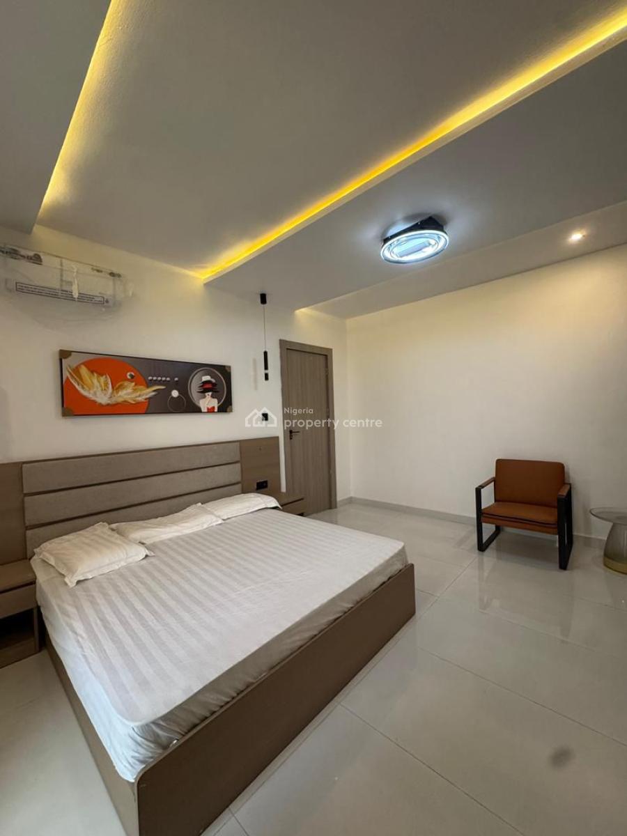 Well Built 3 Bedroom Apartment with Swimming Pool & Gym, Lekki Phase 1, Lekki, Lagos, Flat / Apartment for Sale