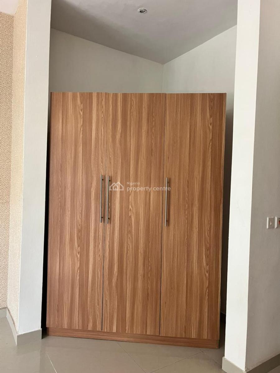 Exquisitely Detailed 3 Bedroom Apartment at Banana Island with Pool, Banana Island, Ikoyi, Lagos, Flat / Apartment for Sale