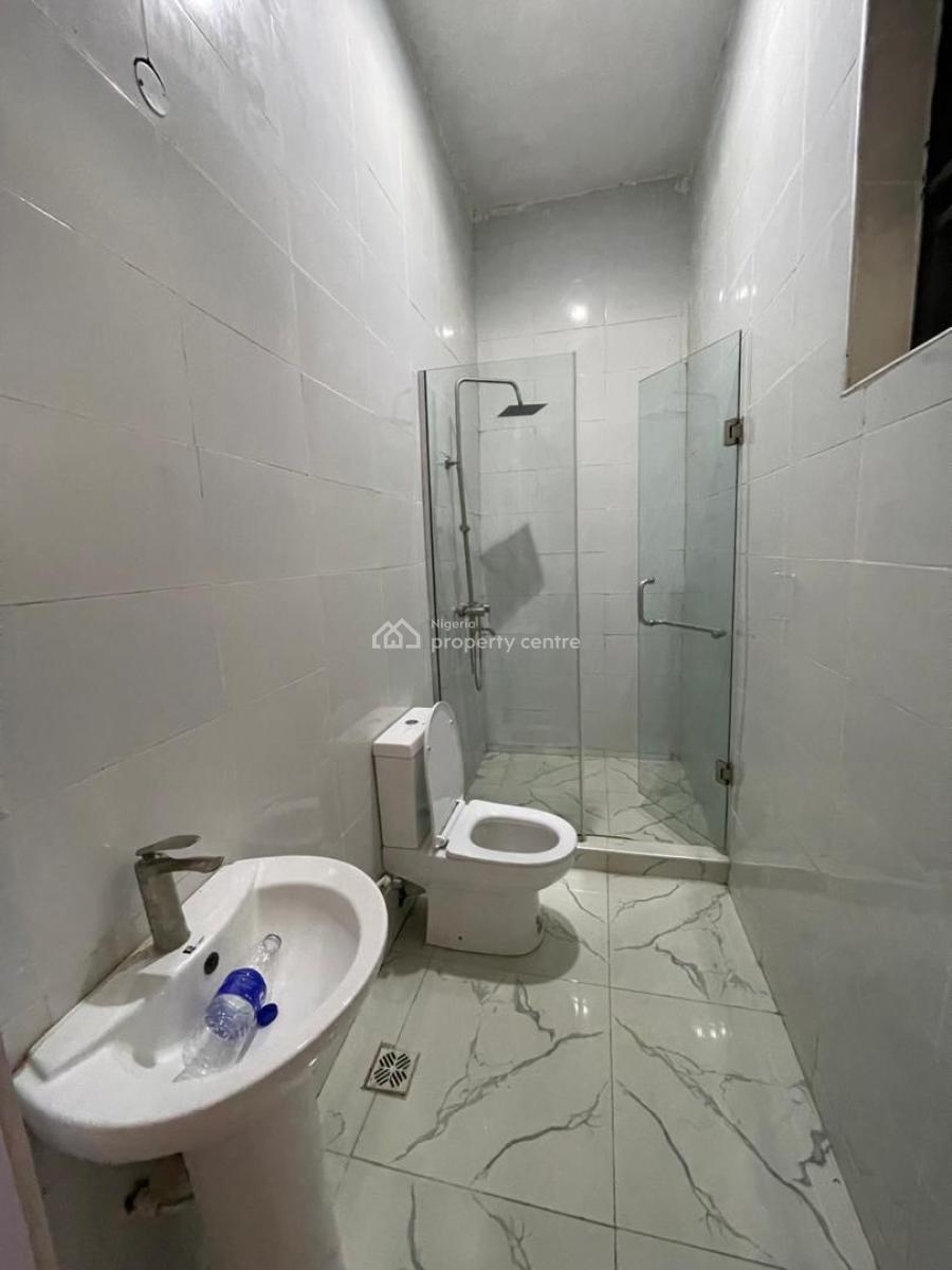 Standard Single Room in a Duplex Shred Apt (9 Month), Emzel Court Was Orchid Road Lekki, Lekki, Lagos, Self Contain (single Rooms) for Rent