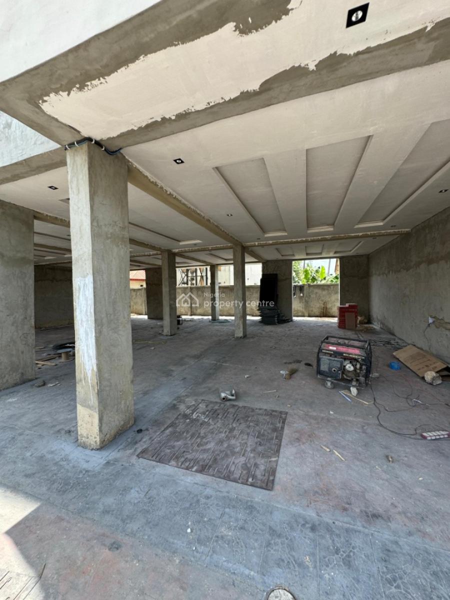 Luxury 2 Bedrooms Flat, Yaba, Lagos, Flat / Apartment for Sale