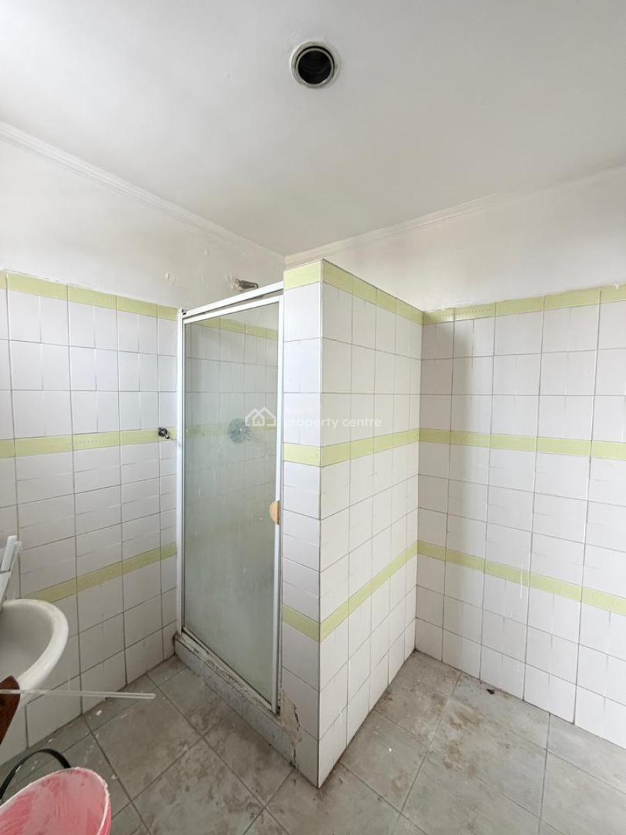 Well Maintained 4 Bedroom Semi Detached Duplex with Bq, Lekki Phase 1, Lekki, Lagos, Semi-detached Duplex for Sale