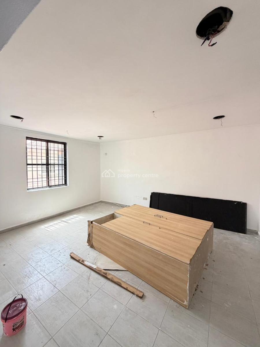 Well Maintained 4 Bedroom Semi Detached Duplex with Bq, Lekki Phase 1, Lekki, Lagos, Semi-detached Duplex for Sale