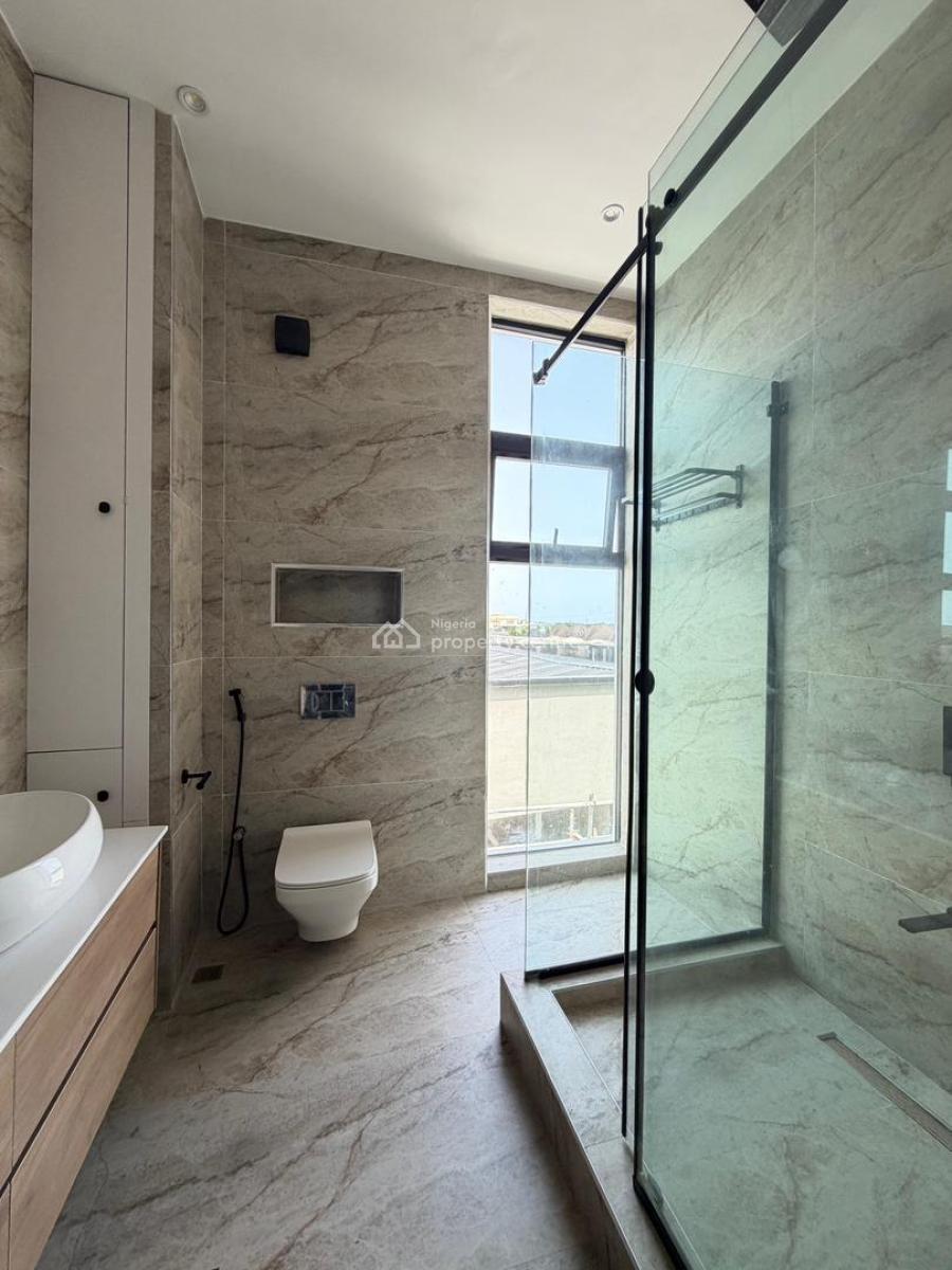 Stunning 4 Bedroom Terraced Duplex with Bq in a Secured Estate, Chevron, Lekki, Lagos, Terraced Duplex for Sale