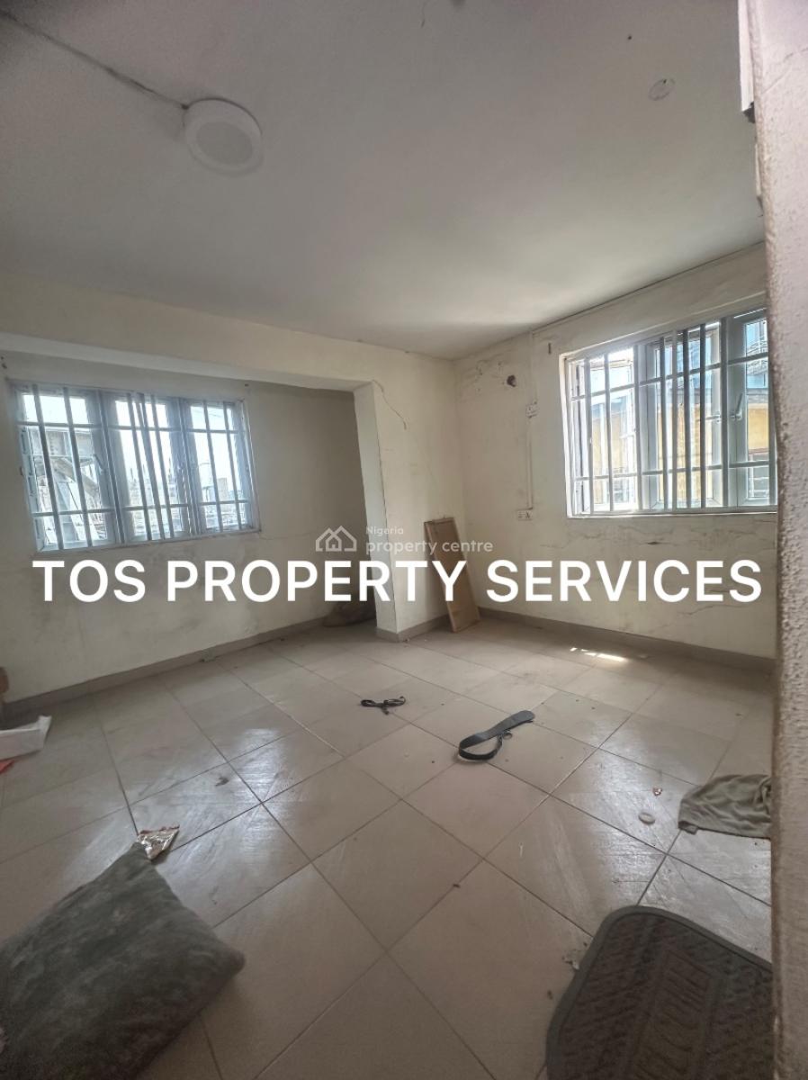 Spacious 3 Bedroom All Rooms Ensuite Flat, Yaba, Yaba, Lagos, Flat / Apartment for Rent