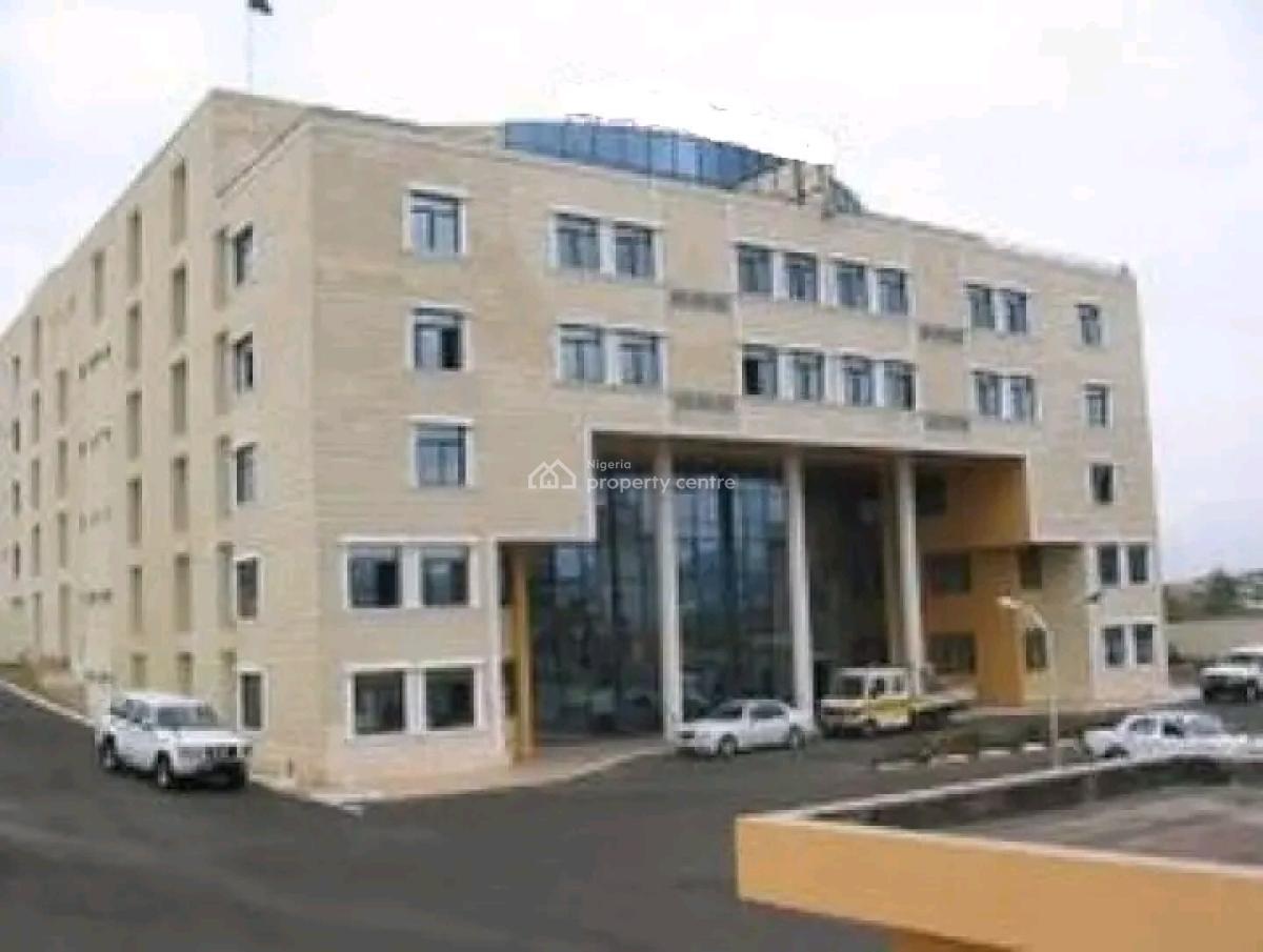 Prime Fully Serviced Office Facility Available, Maitama, Maitama District, Abuja, Office Space for Rent