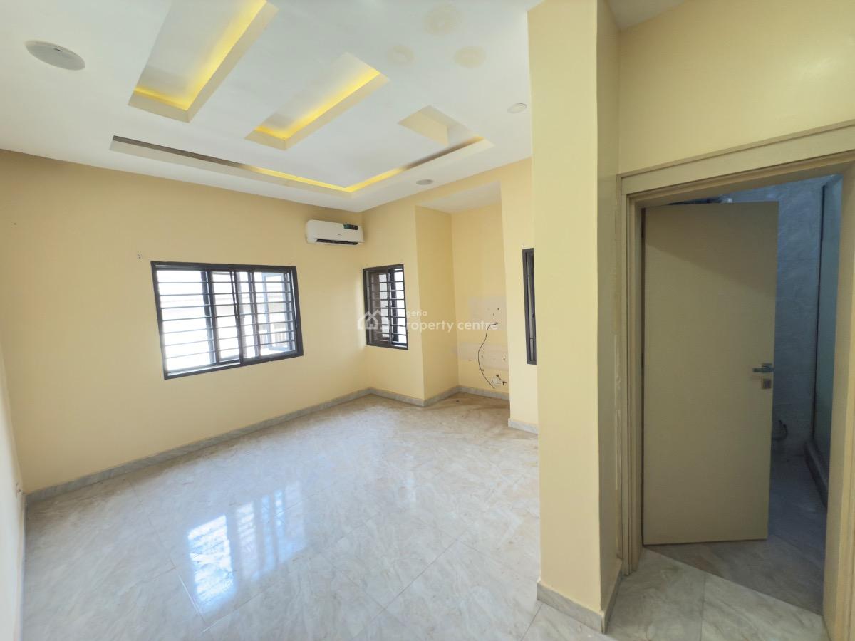 Luxury 3-bedroom Apartment Available in a Prime Location, By Efcc, Wuse 2, Abuja, Self Contain (single Rooms) for Rent