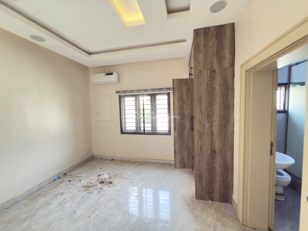 Luxury 3-bedroom Apartment Available in a Prime Location, By Efcc, Wuse 2, Abuja, Self Contain (single Rooms) for Rent