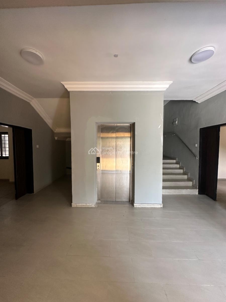 3bedrooms Apartment, Lekki Phase 1, Lekki, Lagos, Flat / Apartment for Rent