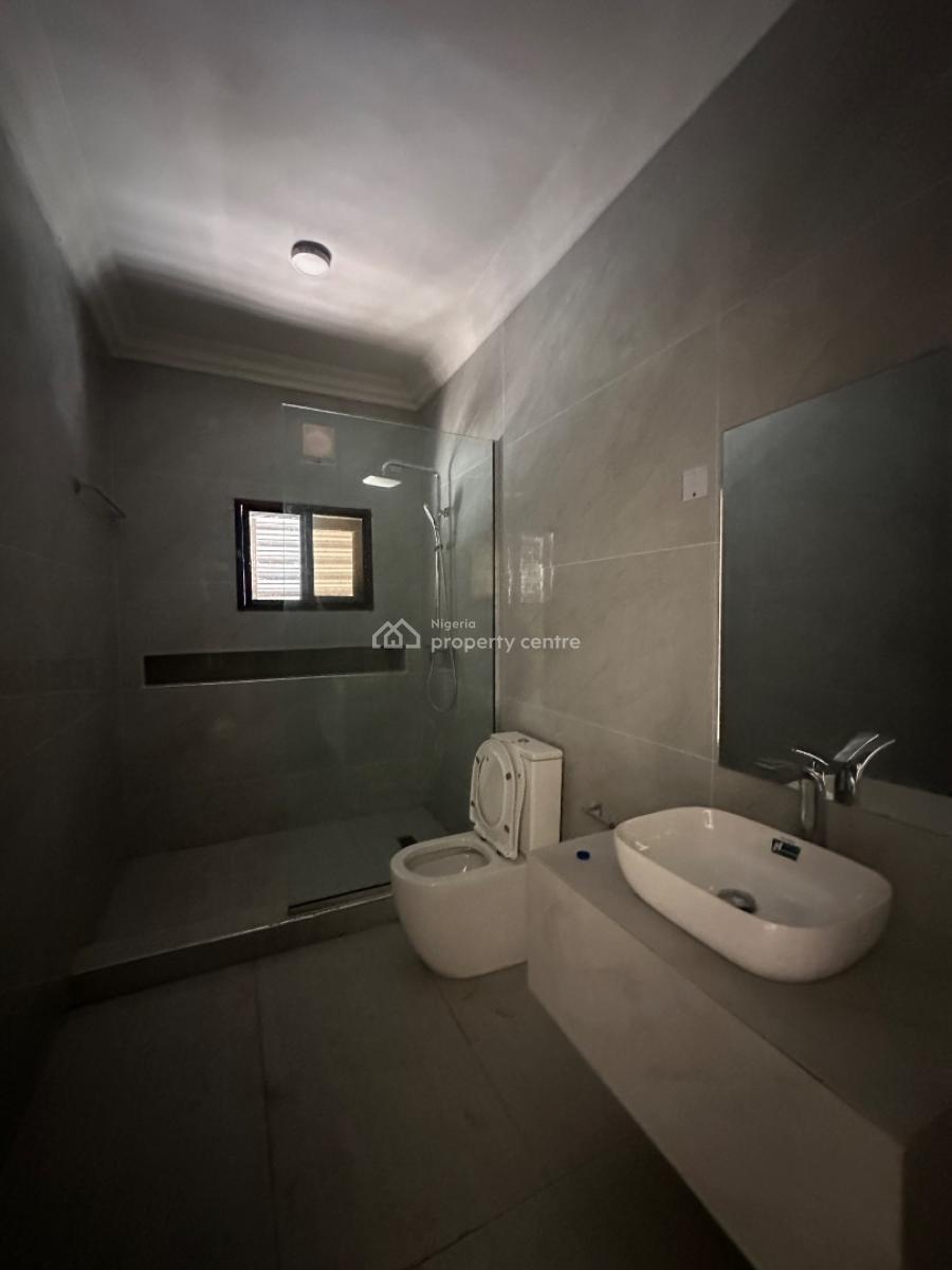 3bedrooms Apartment, Lekki Phase 1, Lekki, Lagos, Flat / Apartment for Rent