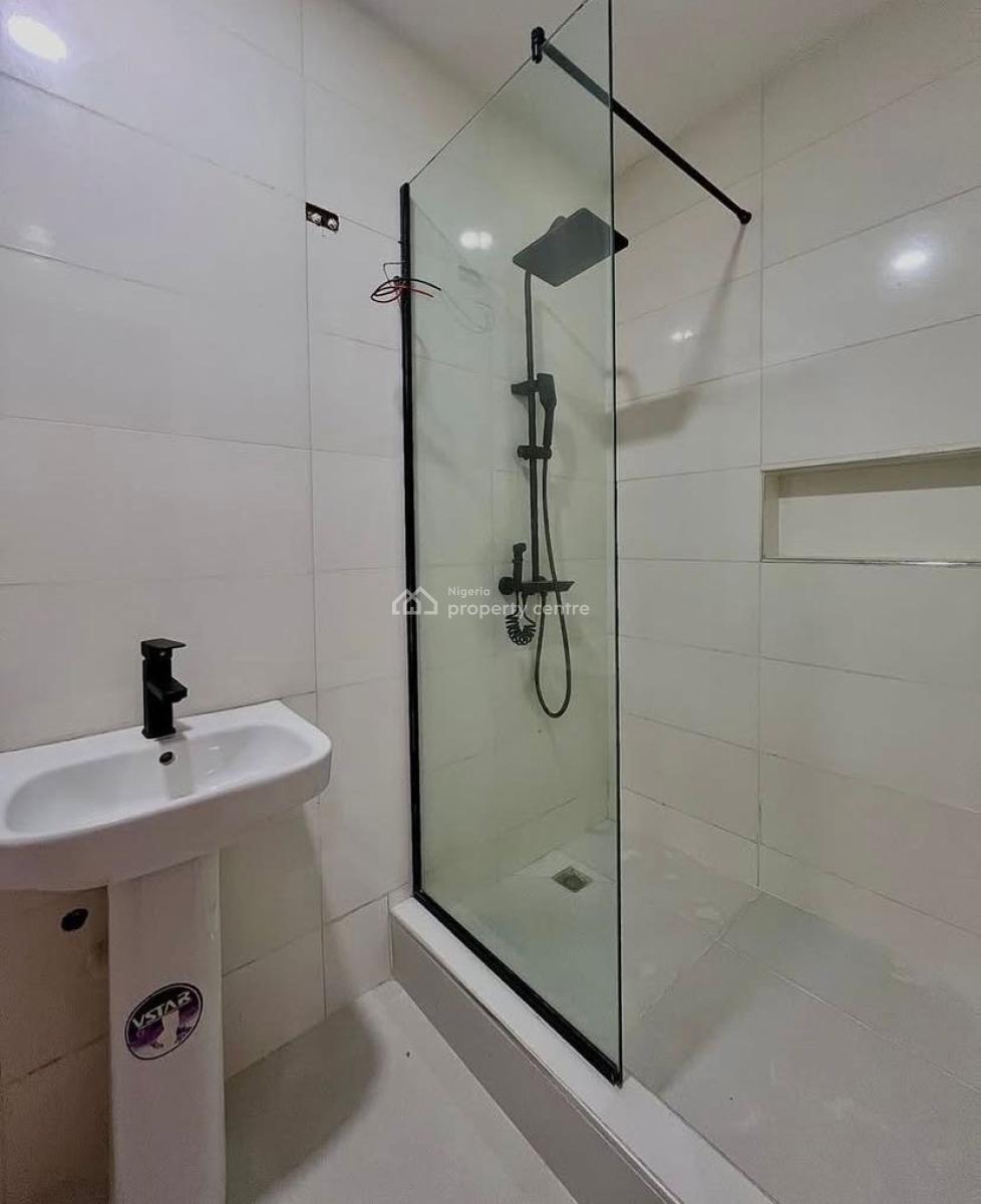 Standard 2 Bedroom Apartment, Lekki Phase 1 Lekki Lagos, Lekki Phase 1, Lekki, Lagos, Flat / Apartment for Rent