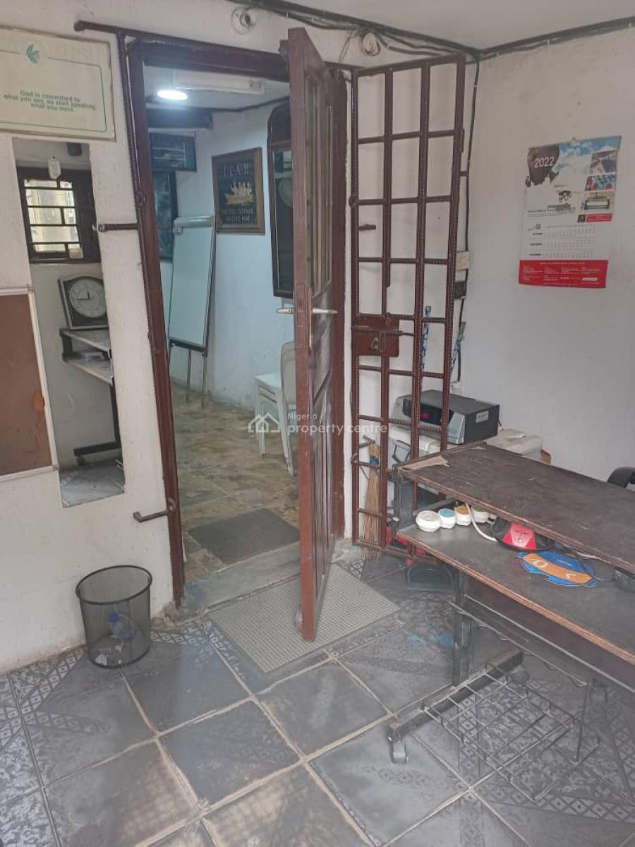 4 Rooms Office Space, Front, Ground Floor, Off Unity Road Off Toyin Street, Ikeja, Lagos, Office Space for Rent