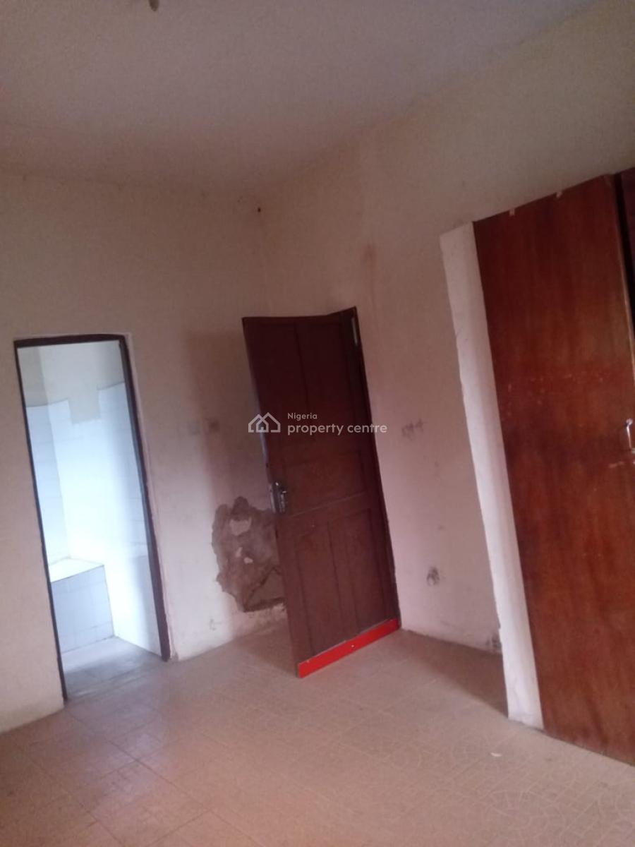 Decent 3 Bedroom Ground Flat, Borno Way, Alagomeji, Yaba, Lagos, House for Rent