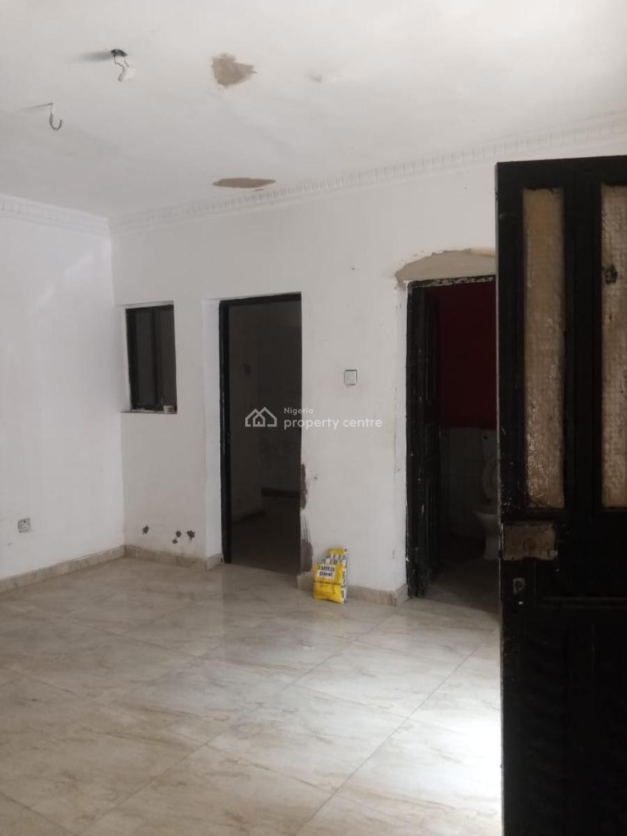 Decent 3 Bedroom Ground Flat, Borno Way, Alagomeji, Yaba, Lagos, House for Rent