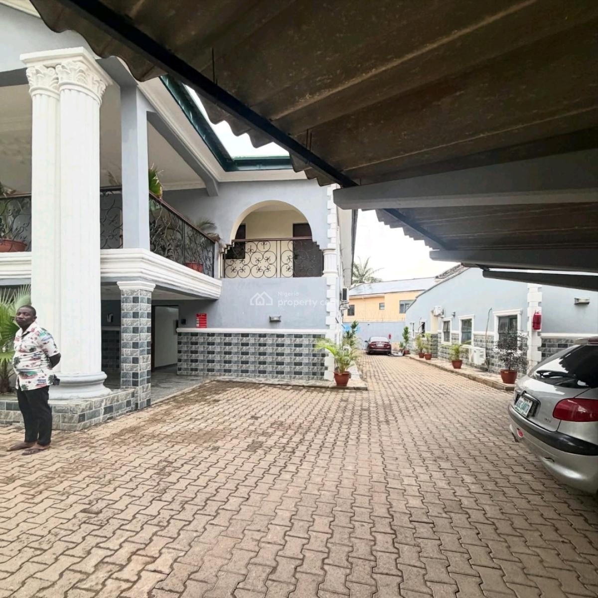 Residential Property Measuring 810sqm Available.  Location:, Maitama District, Abuja, Land for Sale