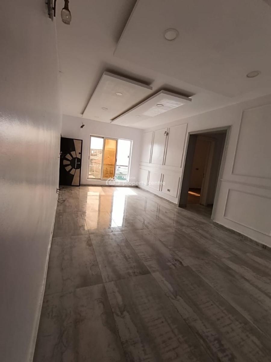 Beautiful Spacious 2 Bedroom Apartment, Off Orchid Road, Lekki, Lagos, Flat / Apartment for Rent