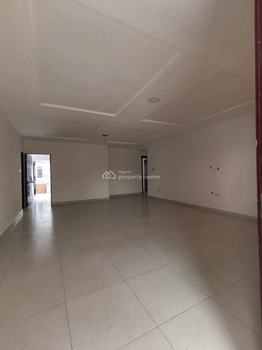 Beautiful Spacious 2 Bedroom Apartment, Off Orchid Road, Lekki, Lagos, Flat / Apartment for Rent