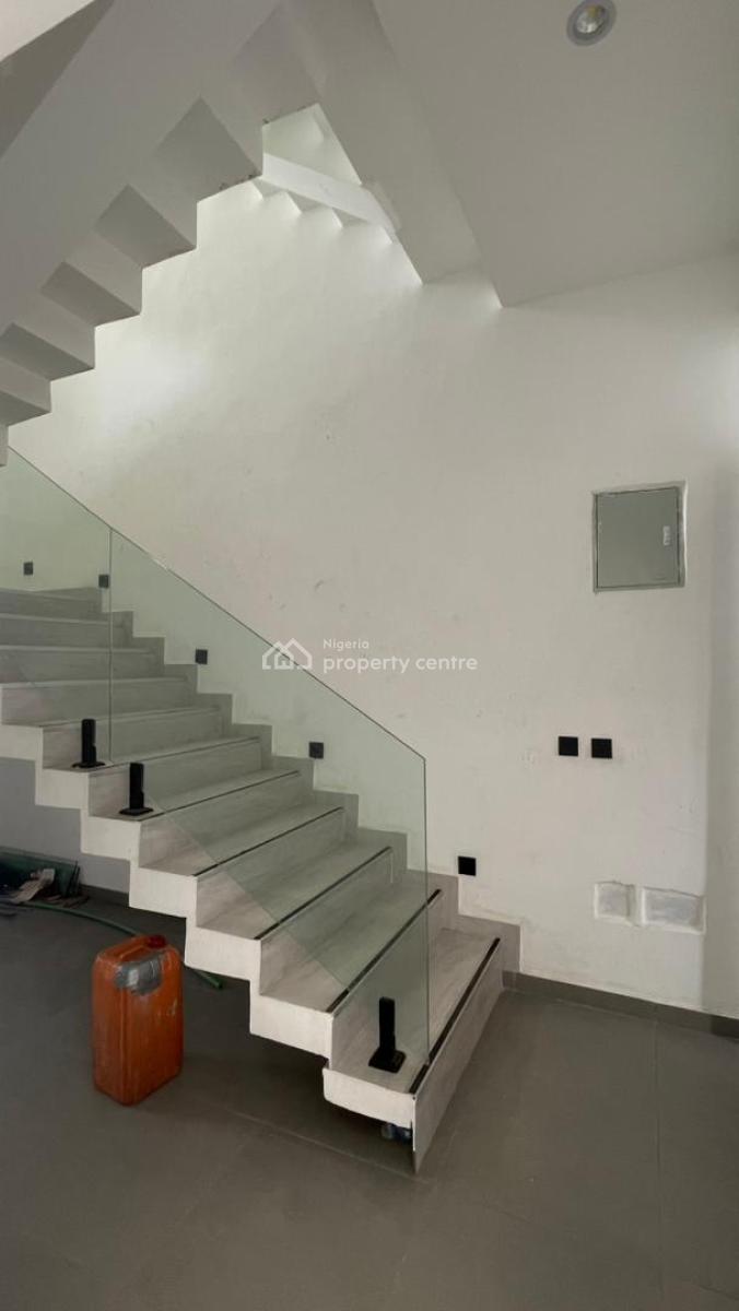 4 Bedroom Terrace Duplex, Lekki Phase 1, Lekki, Lagos, Terraced Duplex for Sale