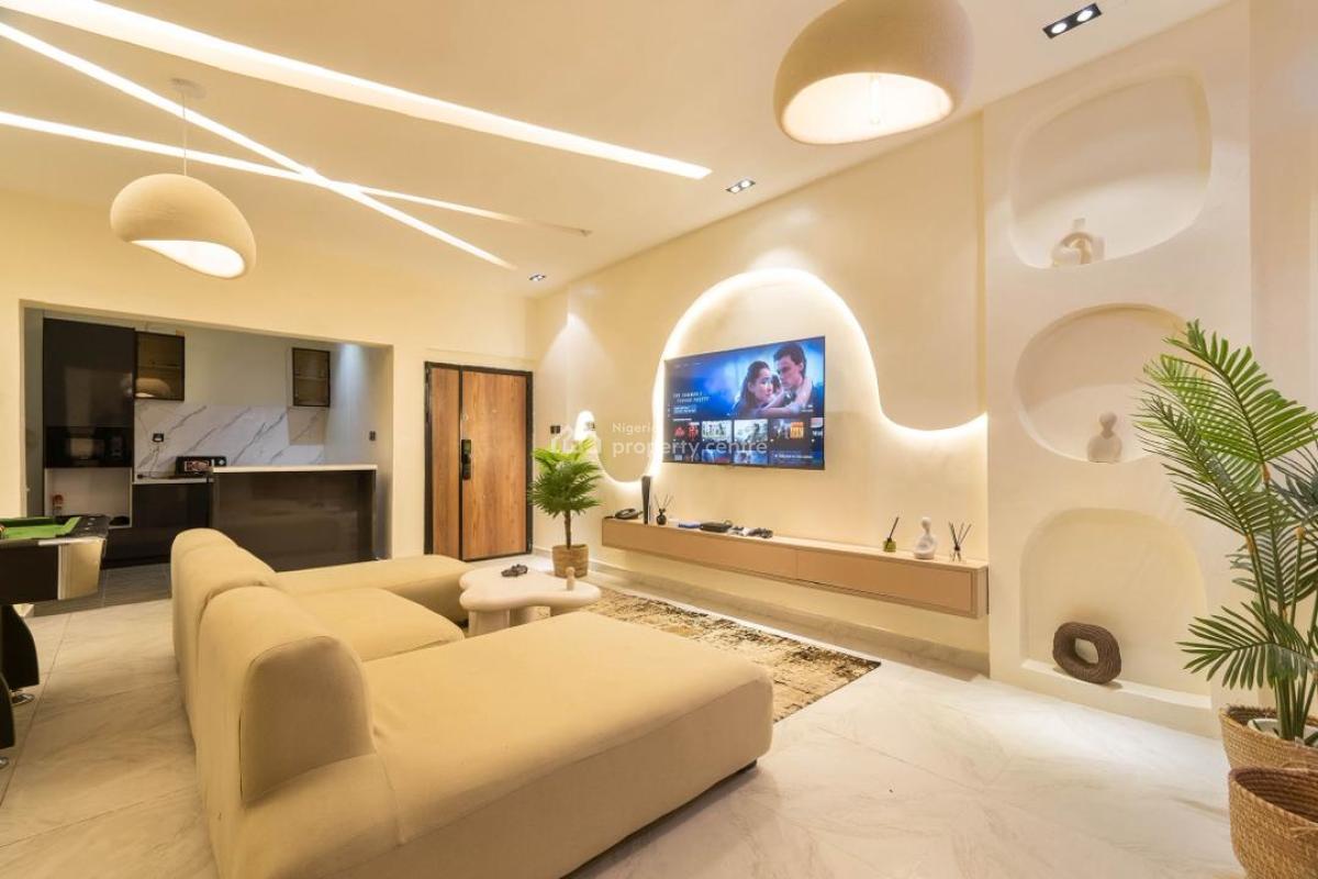 Luxury & Cozy Spacious 2bedroom Apartment with Snooker, Phase 1, Lekki Phase 1, Lekki, Lagos, Flat / Apartment Short Let