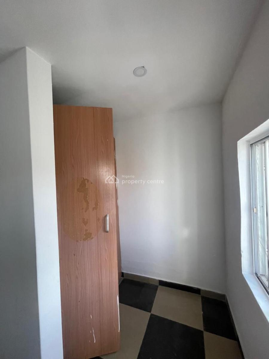 Spacious  Upstairs Bedroom Inside a Shared Apartment, Miracle Estate Behind Aptech Estate, Sangotedo, Ajah, Lagos, Self Contain (single Rooms) for Rent