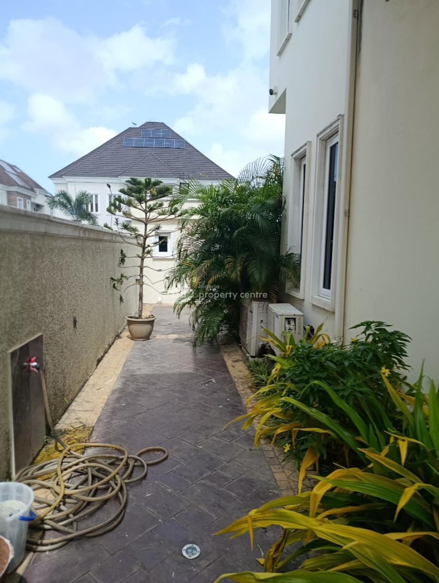 Lovely Mansion with Penthouse, Pinnock Beach Estate, Lekki, Lagos, Detached Duplex for Sale