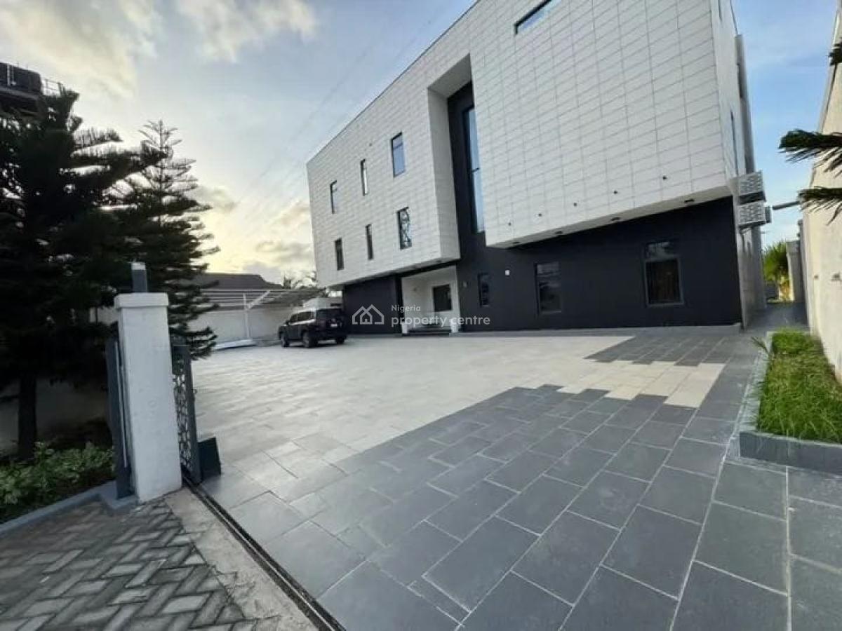 Massively Spacious Luxury 5 Bedroom Detached House with 2 Rooms Bq, Banana Island, Ikoyi, Lagos, Detached Duplex for Sale