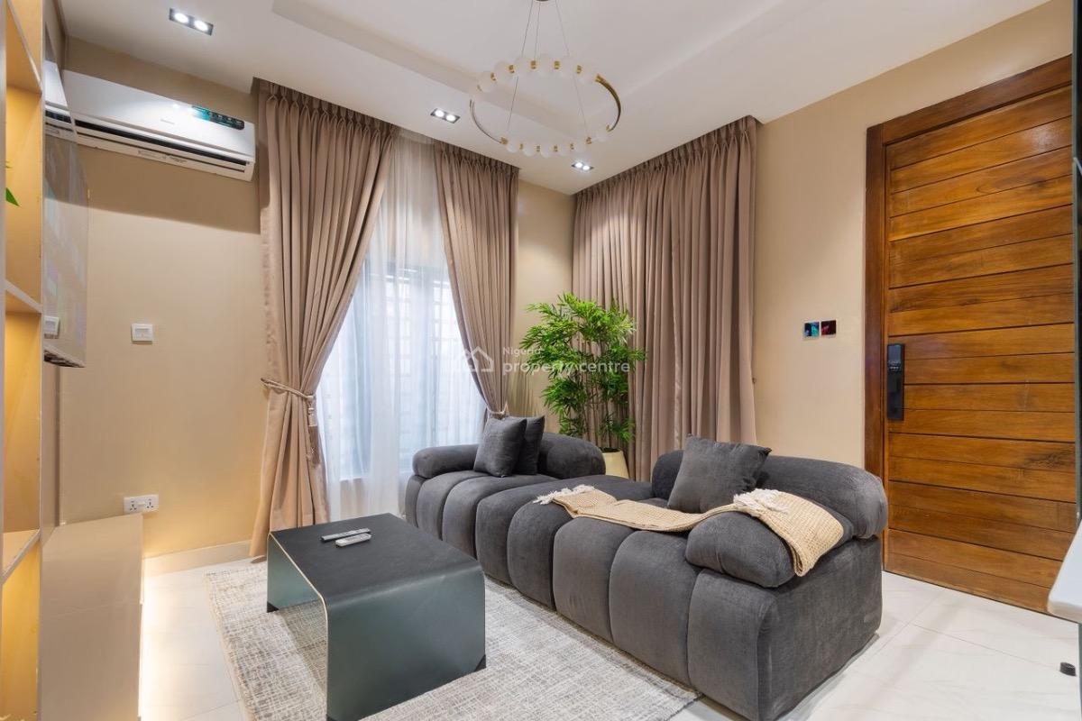 1 Bedroom Garden Cabana, Lekki Phase 1, Lekki, Lagos, Mini Flat (room and Parlour) Short Let