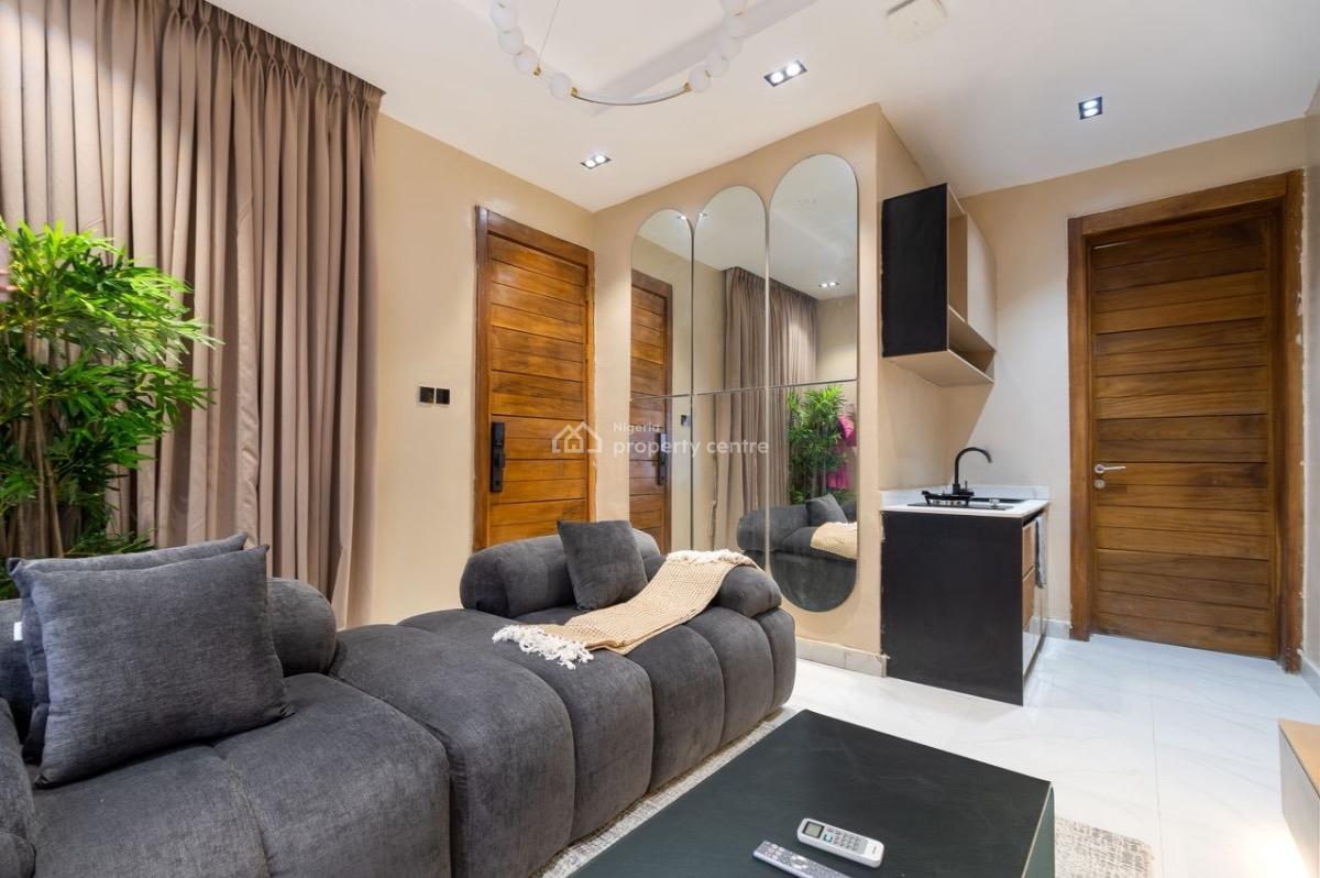 1 Bedroom Garden Cabana, Lekki Phase 1, Lekki, Lagos, Mini Flat (room and Parlour) Short Let