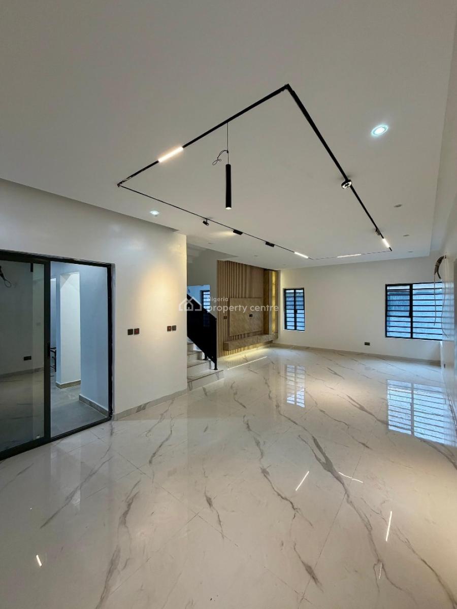 Magnificently Built 5 Bedrooms Fully Detached Duplex House + Bq, Gra Phase 1, Magodo, Lagos, Detached Duplex for Sale