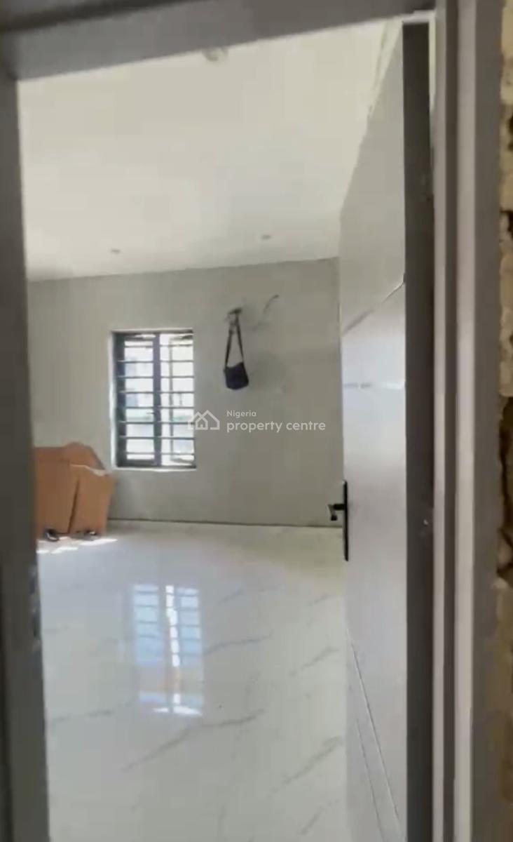 Newly Built Spacious Standard 3 Bedroom Apartment, Off Adekunle Kuye Via Agbonyin Avenue, Surulere, Lagos, Flat / Apartment for Rent