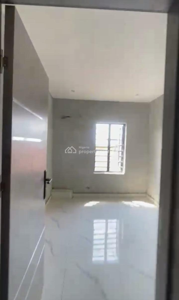Newly Built Spacious Standard 3 Bedroom Apartment, Off Adekunle Kuye Via Agbonyin Avenue, Surulere, Lagos, Flat / Apartment for Rent