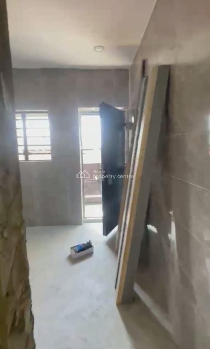 Newly Built Spacious Standard 3 Bedroom Apartment, Off Adekunle Kuye Via Agbonyin Avenue, Surulere, Lagos, Flat / Apartment for Rent