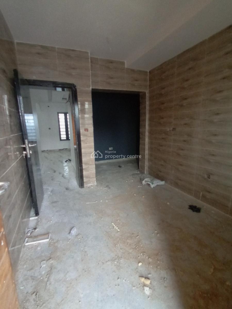 Brand New 3 Bedroom Flat, Mobil Road, Ilaje, Ajah, Lagos, Flat / Apartment for Rent