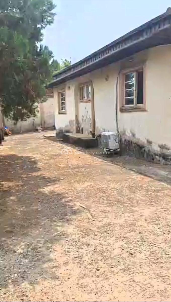 2 Flats at Gra Ugbor, Ikpoba Okha, Edo, Block of Flats for Sale