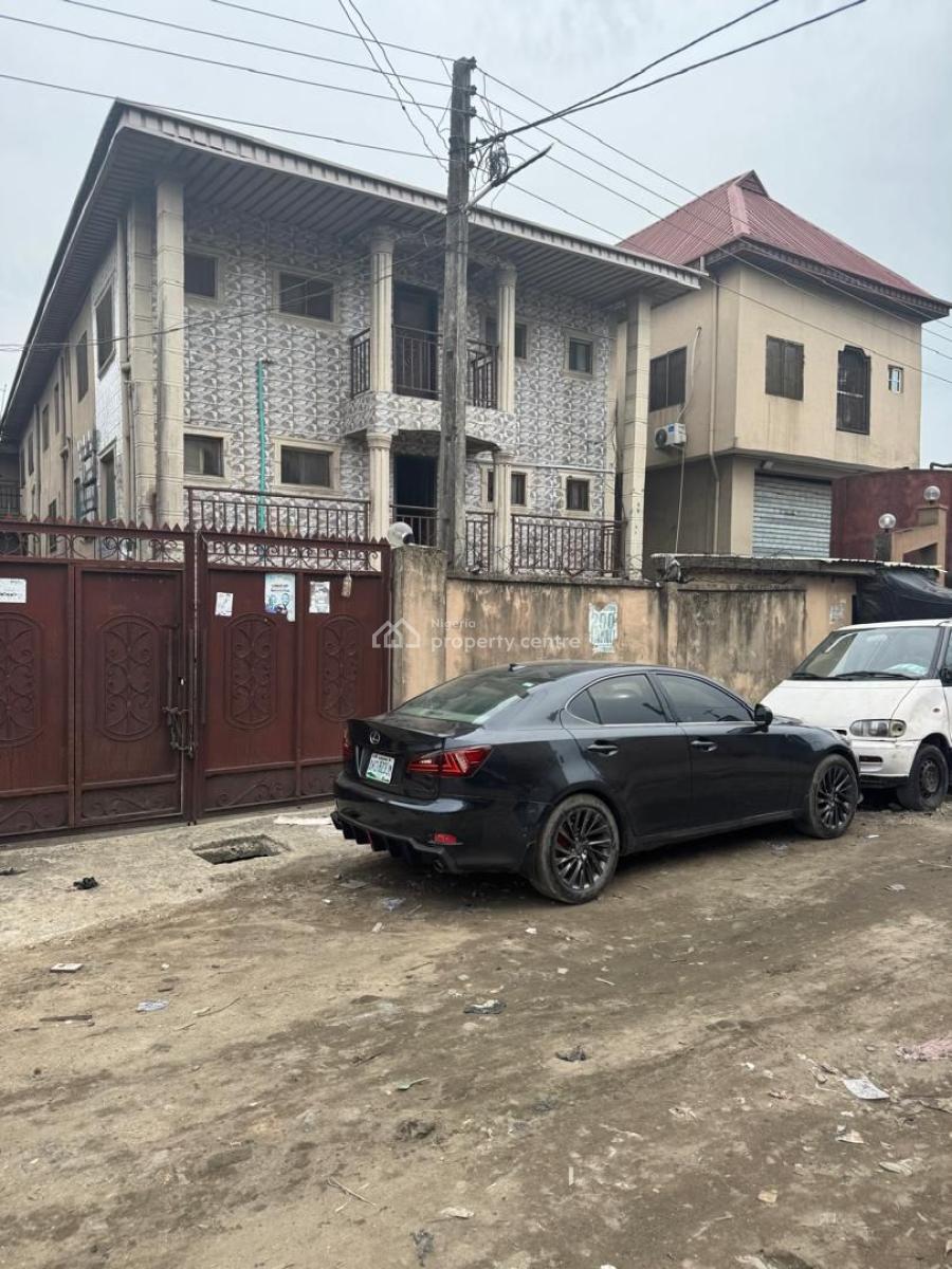 Fully Vacant Solid 2 Storey Building, Off Ogunlana Street, Ijesha, Surulere, Lagos, Block of Flats for Sale