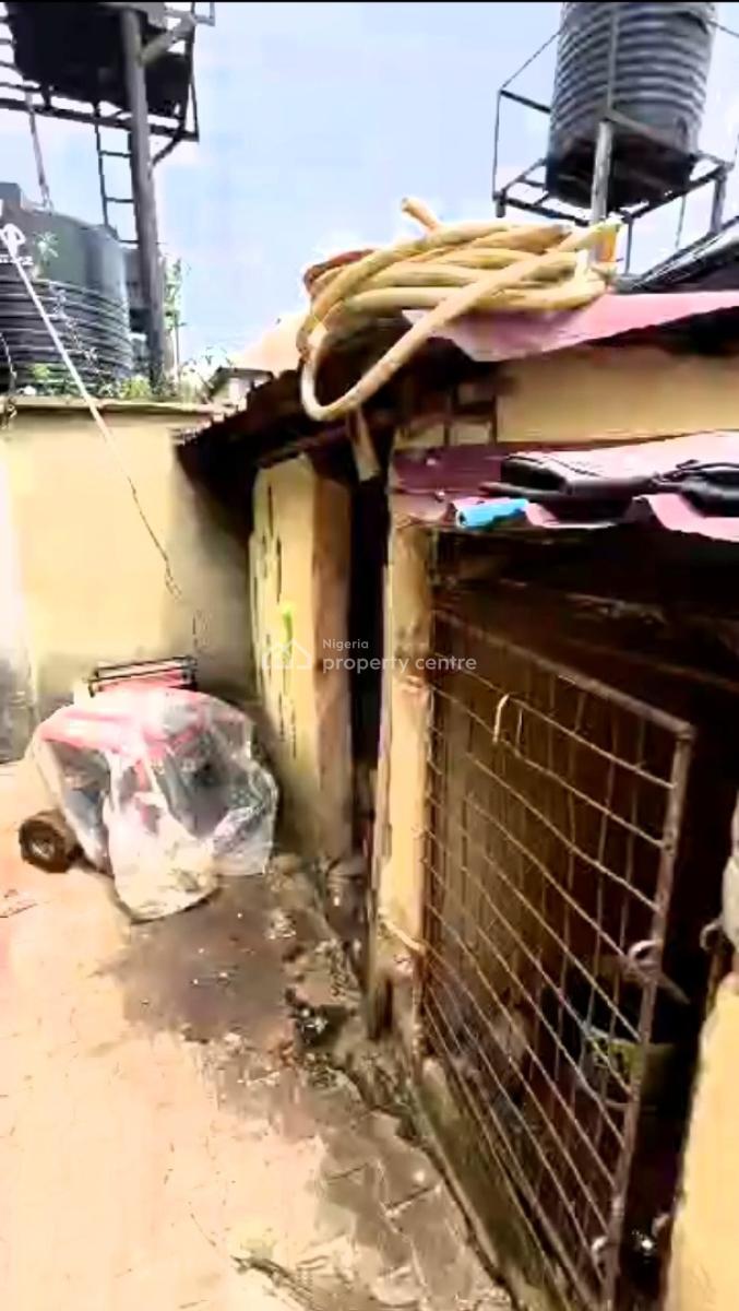 Ekenwan Road Urgent, Benin, Oredo, Edo, Block of Flats for Sale