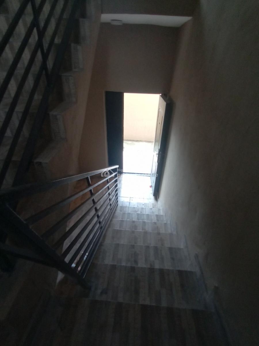 2 Bedroom Flat, Mobil Road, Ilaje, Ajah, Lagos, Flat / Apartment for Rent