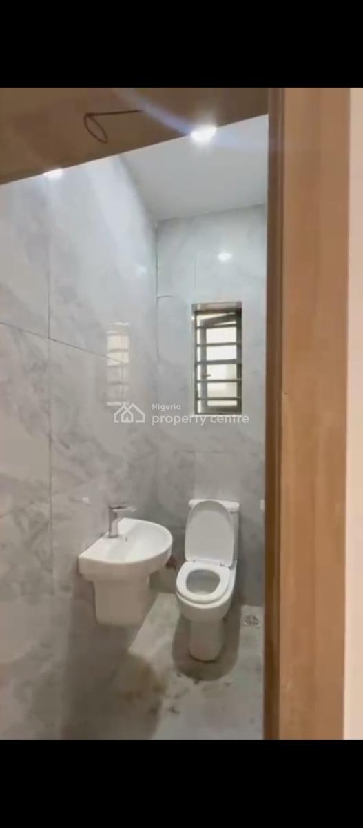 Nicely Built 1 Bedroom Flat, Ologolo, Lekki, Lagos, Flat / Apartment for Rent