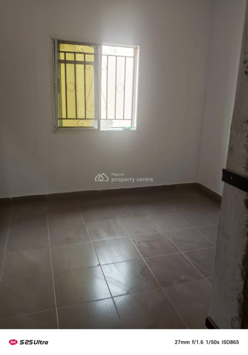 2  Bedroom Flat Upstairs, Mobil Road, Ilaje, Ajah, Lagos, Flat / Apartment for Rent