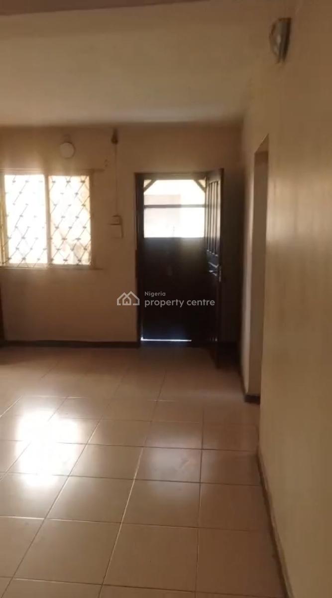 Decent 2 Bedroom Up Flat, Sholuyi, Gbagada, Lagos, Flat / Apartment for Rent