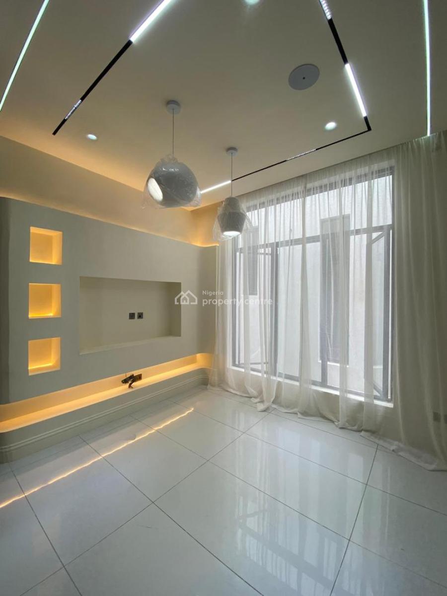 Stunning 5 Bedroom Fully Detached, Lekki, Lagos, House for Sale