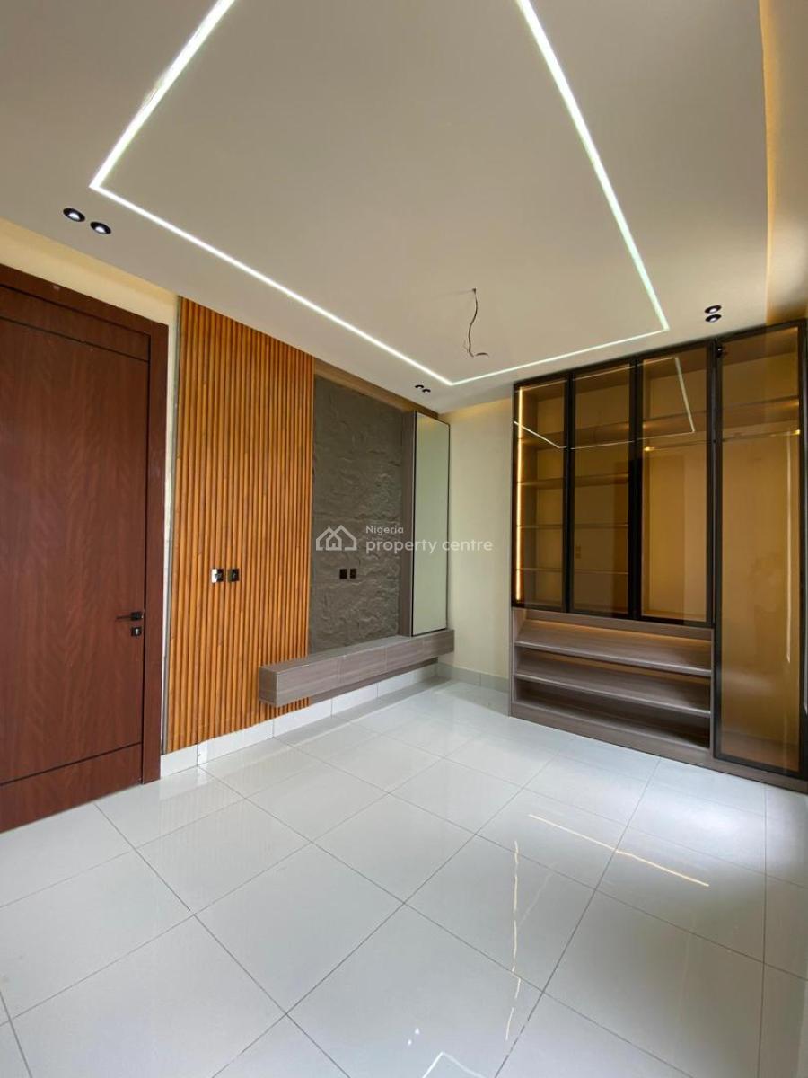 Stunning 5 Bedroom Fully Detached, Lekki, Lagos, House for Sale