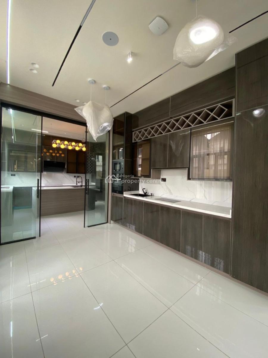 Stunning 5 Bedroom Fully Detached, Lekki, Lagos, House for Sale