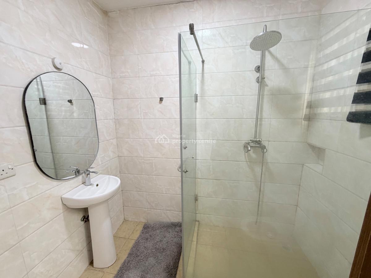Luxury 2 Bedroom with Ps 5, Swimming Pool & Gym, Lekki Phase 1, Lekki, Lagos, Flat / Apartment Short Let
