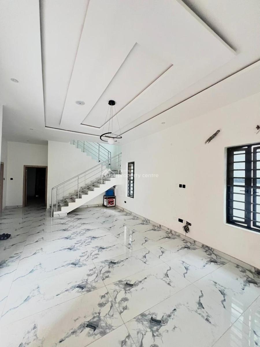 Enormous 5bedroom Duplex with a Bq, Ologolo, Lekki, Lagos, Detached Duplex for Sale