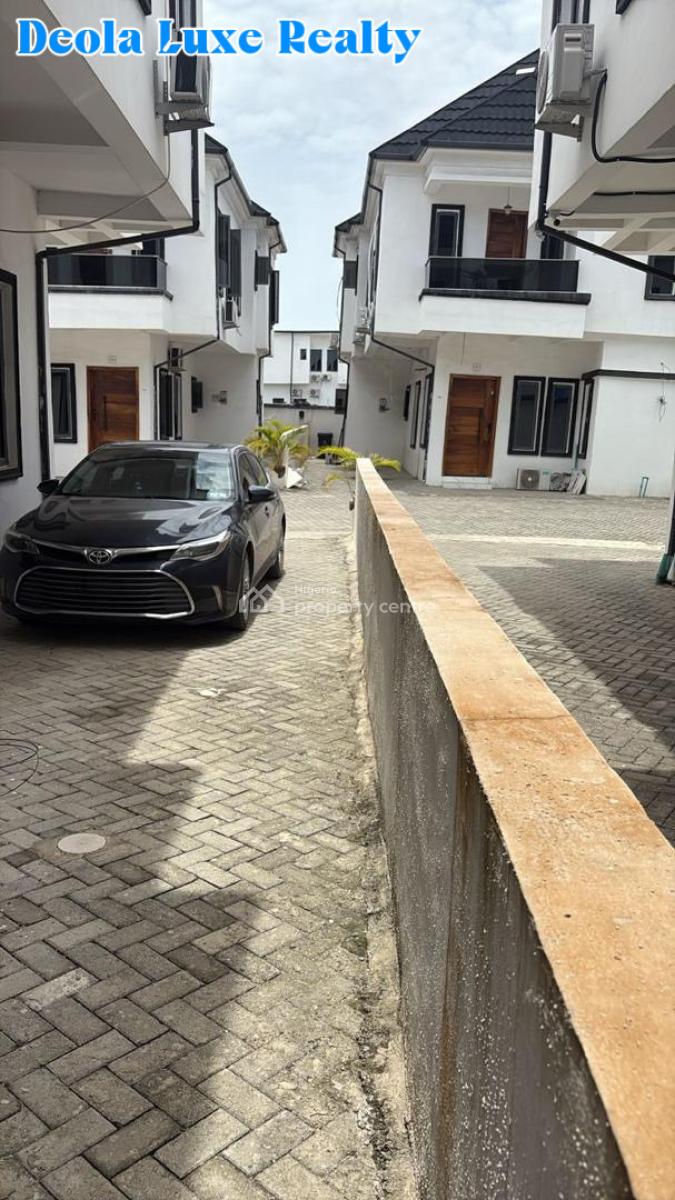 a Room Bq in a Fully Serviced Estate, Harris Drive Before Vgc, Lekki, Lagos, Self Contain (single Rooms) for Rent