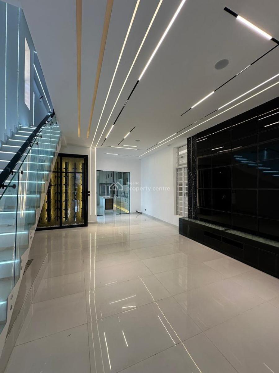 Gorgeous 5bedroom Duplex with a Bq and a Pool, Ologolo, Lekki, Lagos, Detached Duplex for Sale