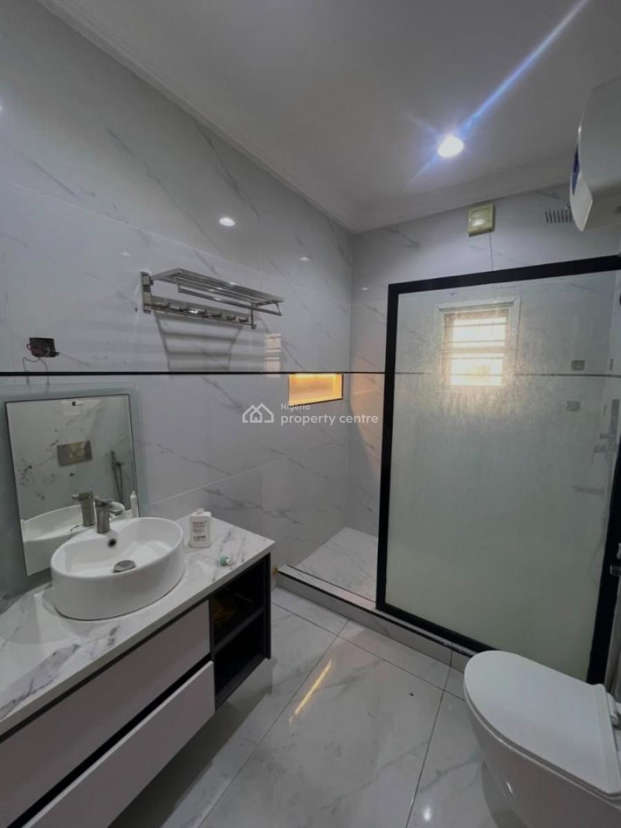 Spacious 4 Bedroom Semi Detached Duplex with Bq, Lekki Phase 1, Lekki, Lagos, Semi-detached Duplex for Rent