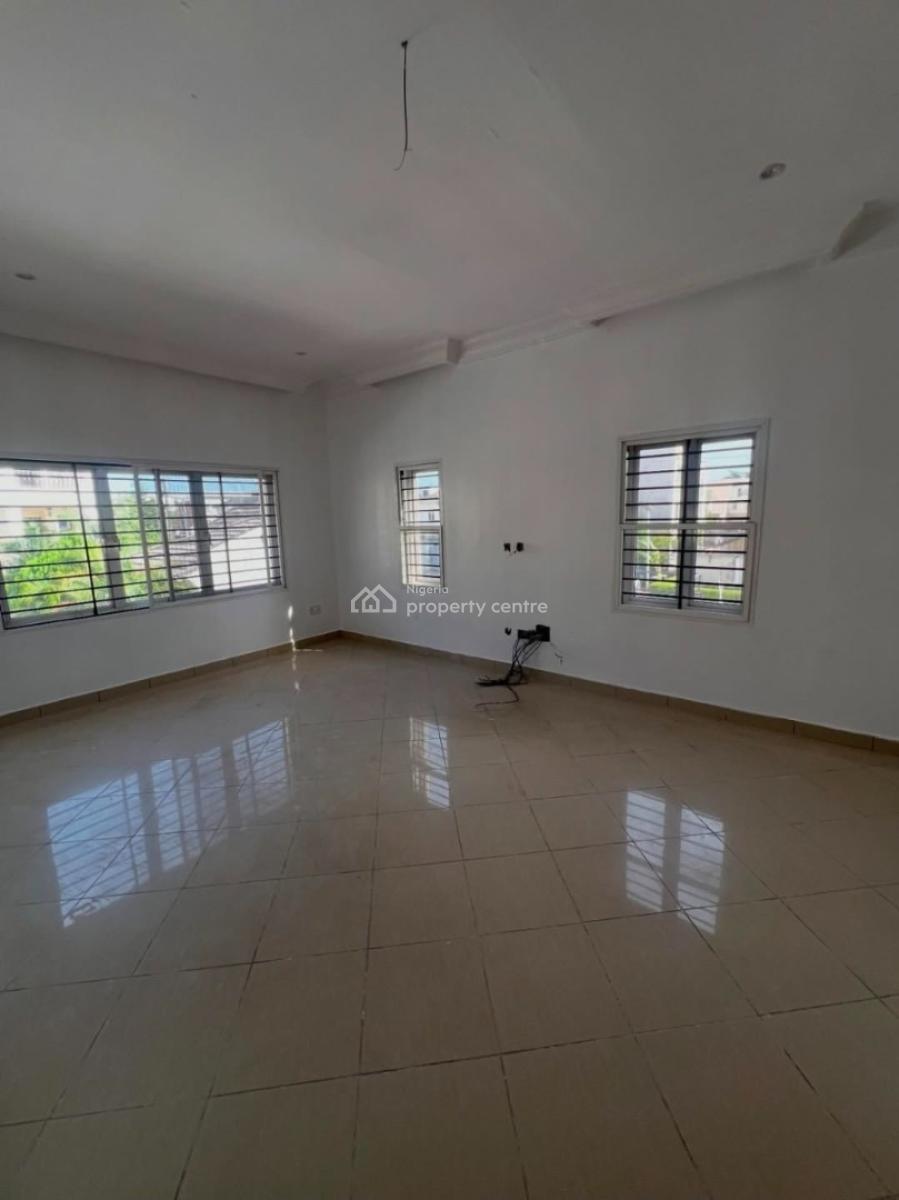 Spacious 4 Bedroom Semi Detached Duplex with Bq, Lekki Phase 1, Lekki, Lagos, Semi-detached Duplex for Rent