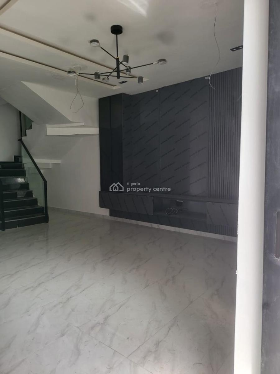 4 Bedroom Fully Detached with Bq, Orchid Road, Lekki, Lagos, Detached Duplex for Sale